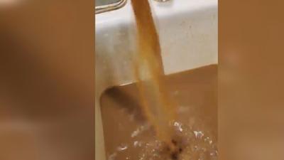 Residents concerned over brown drinking water in Sunset