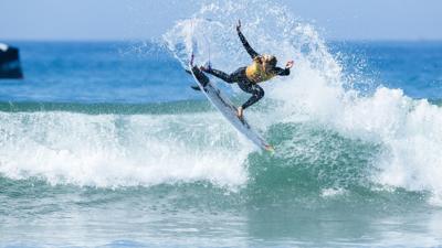 SAN CLEMENTE, CALIFORNIA - SEPTEMBER 5: Caitlin Simmers of the United States surfs in the practice session prior to the commencement of the Lexus WSL Finals on September 5, 2024 at San Clemente, California. (Photo by Pat Nolan/World Surf League via Gett...