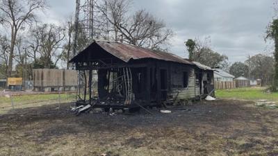 Vacant House in 500 Block of Lafayette Street in Lafayette - 1/4/25